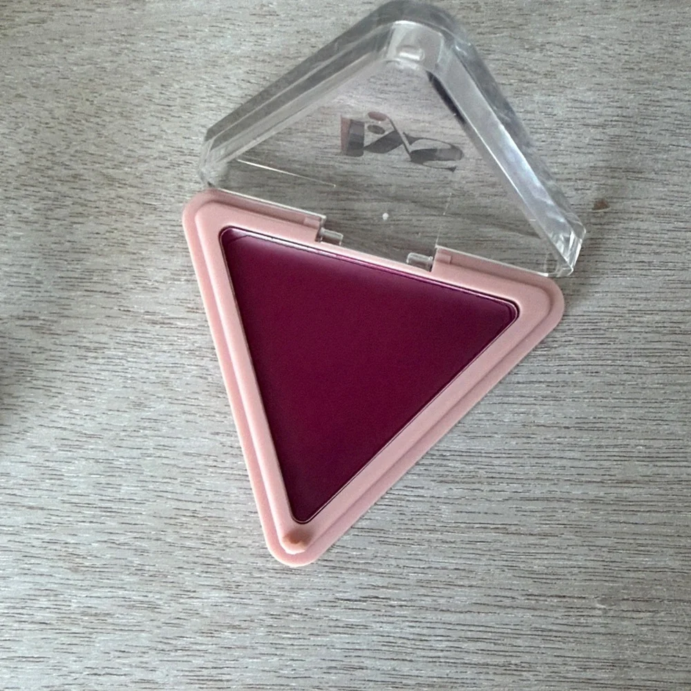 NEW LYS Higher Standard Satin Matte Cream Blush